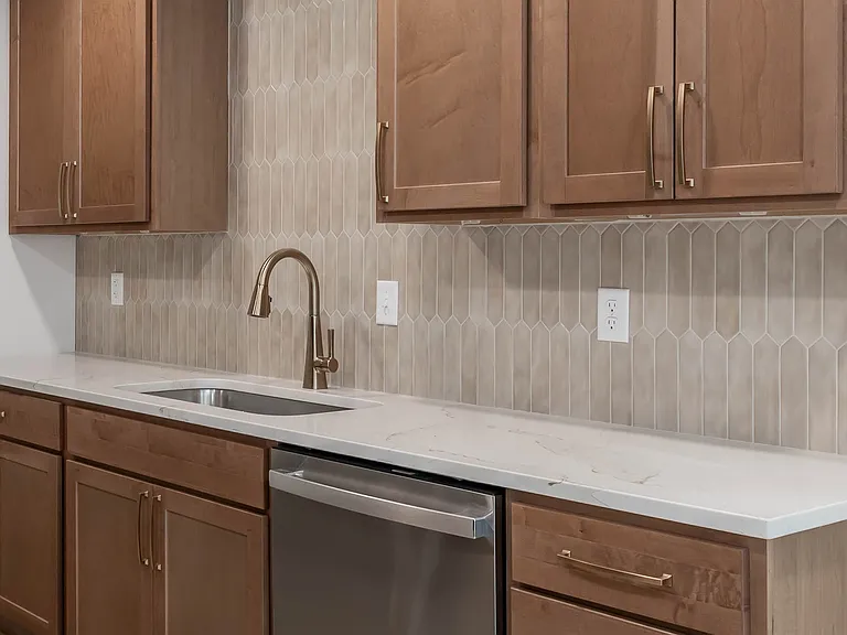 6522 Lincoln Ave — Photo 6