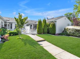 186 Revere Dr, Sayville, NY 11782