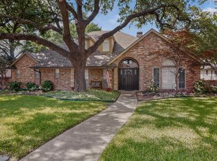 6917 Truxton Dr, Dallas, TX 75231
