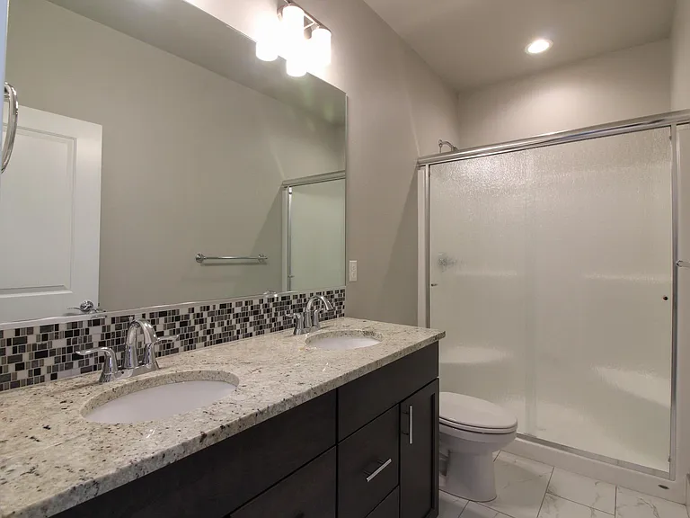 2452 Brodie Ln — Photo 9
