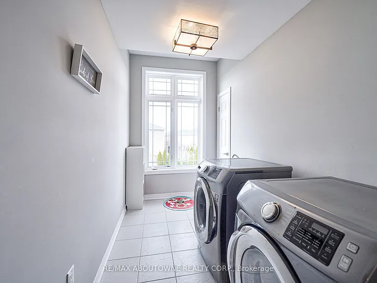 195 Greti Dr #UPPER — Photo 36