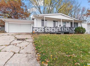 530 Stange Ave, Springfield, IL 62704