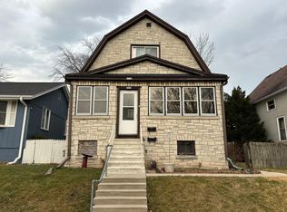 1536 S 56th St, West Milwaukee, WI 53214