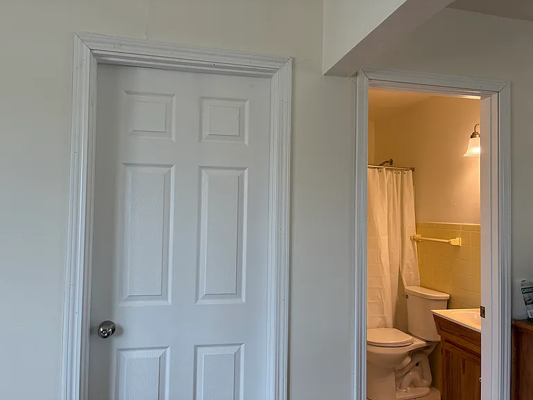 8317 W Carmen Ave #4 — Photo 4