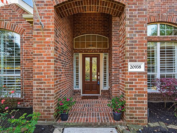 3rd image of 20938 Kransburg Ridge Dr
