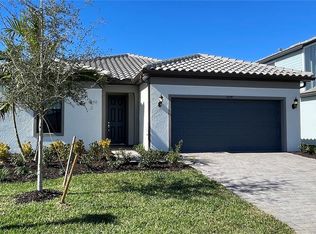 16247 Hidden Oak Loop, Lakewood Ranch, FL 34211
