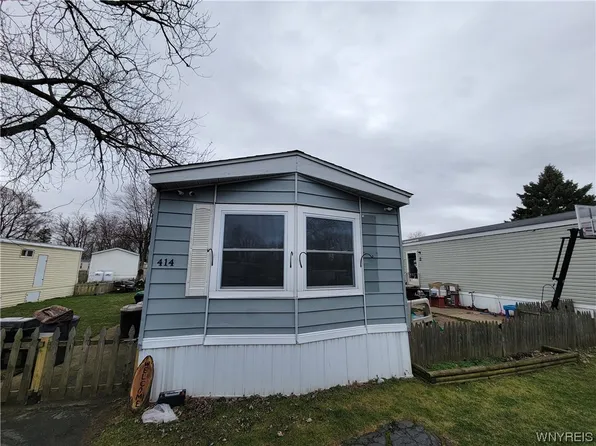 414 Dorwood Park, Ransomville, NY 14131