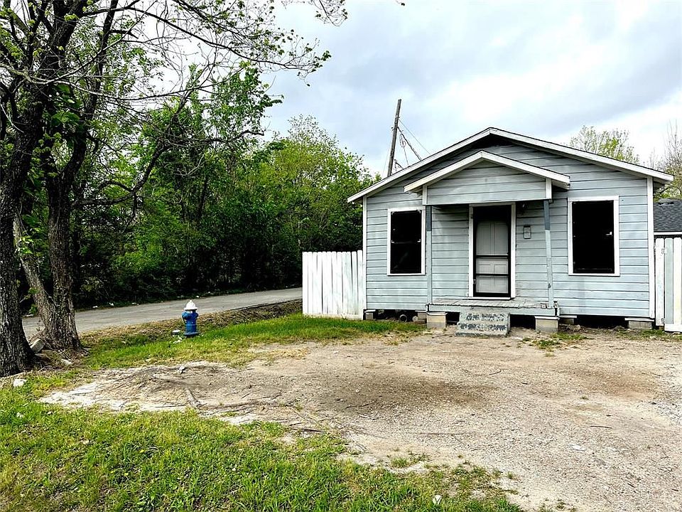 2713 Gregg St, Houston, TX 77026 Zillow
