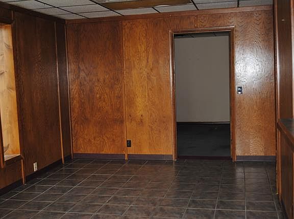 4th image of 1429 S 69th East Ave