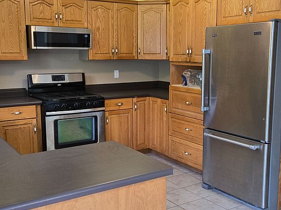 3rd image of 14927 Morris Rd