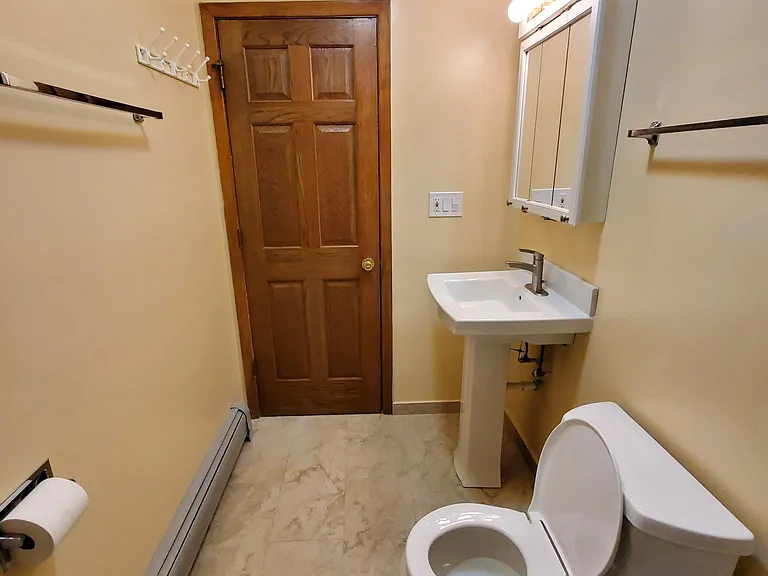 424 Elgin Ave #6 — Photo 17