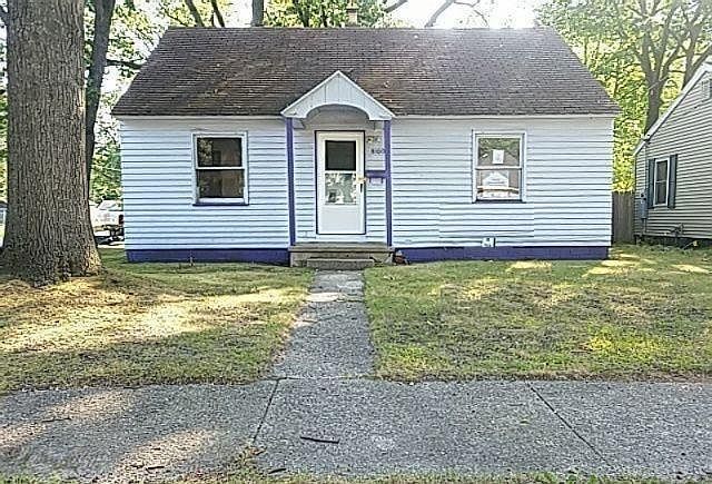 1st image of 3100 Mona St