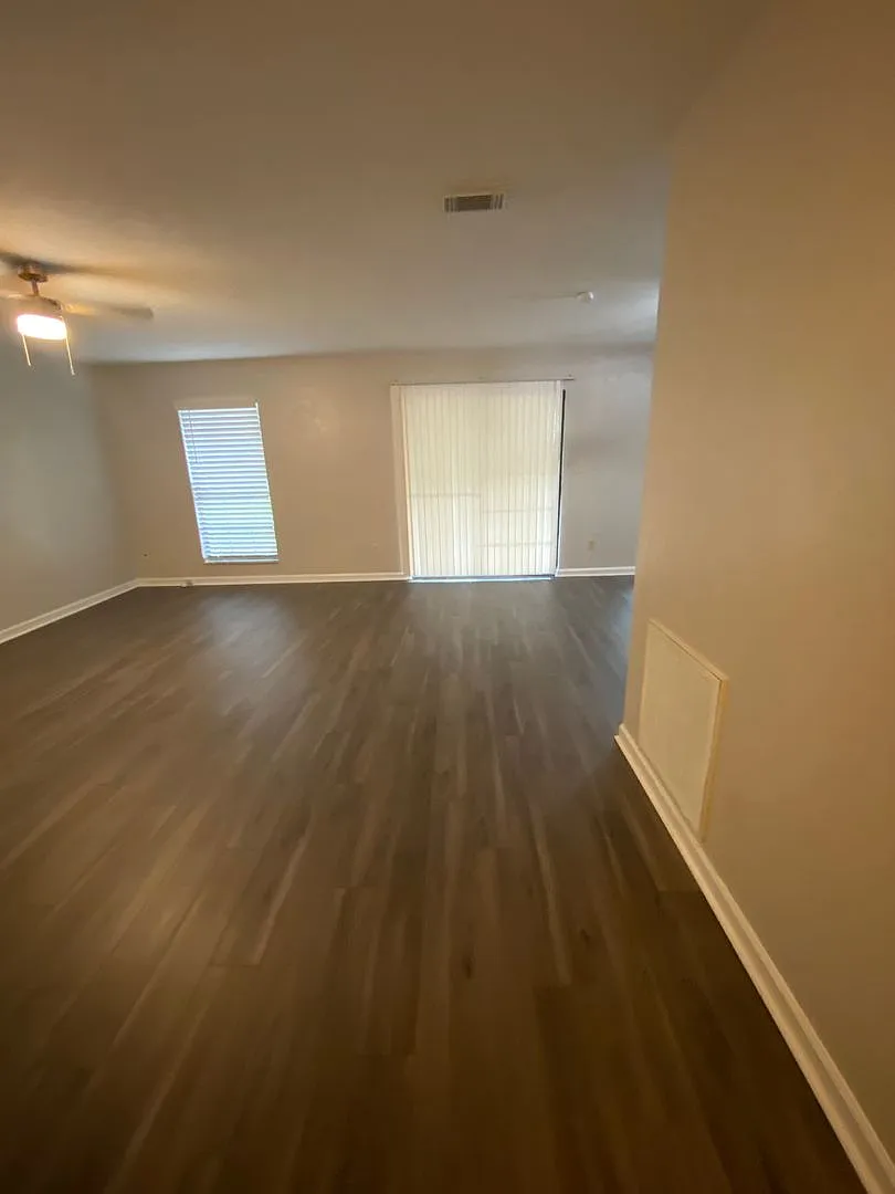 Sprawling home in NW Tallahassee — Photo 4