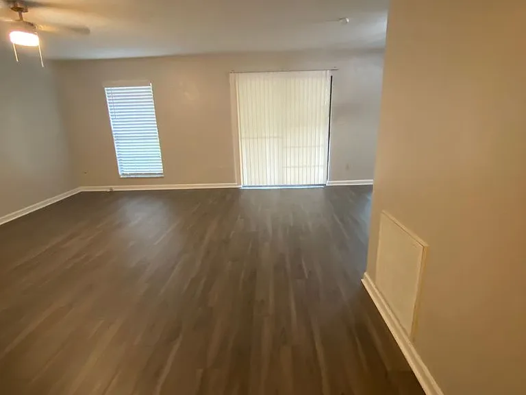 3701 Bentley Dr — Photo 4