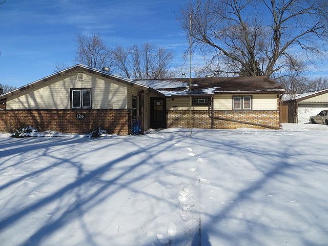 1st image of 124 Cypress Dr