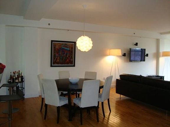 4th image of 110-112 Cypress St #301