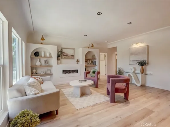 4800 Pickford St, Los Angeles, CA 90019