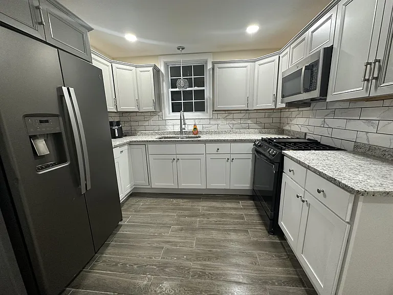 183 Jewett St #1 — Photo 14
