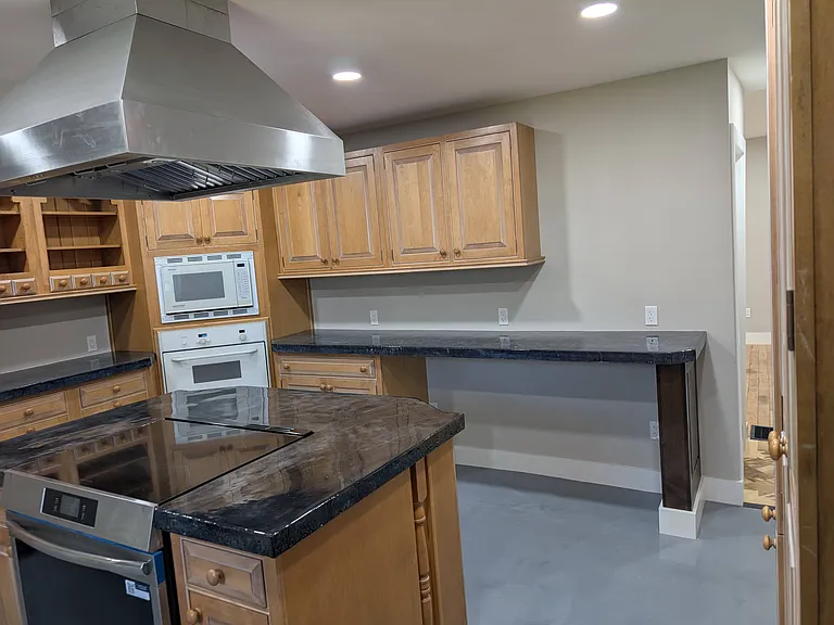 6-8 Steel St #8 — Photo 12