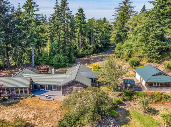 1756 NE Yaquina Heights Dr, Newport, OR 97365