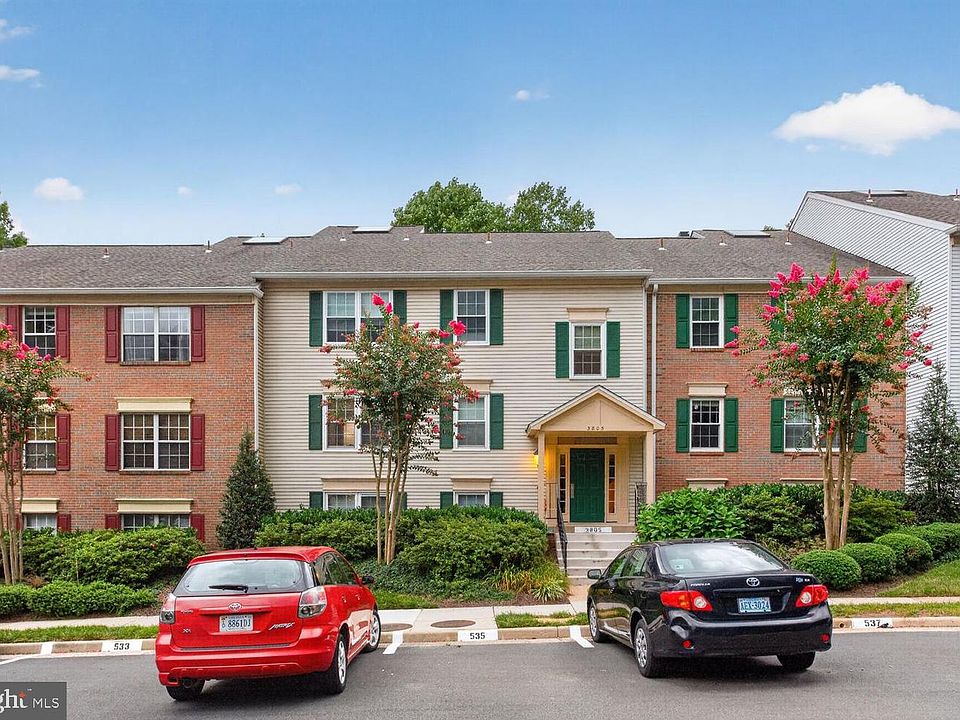 1st image of 3805 Green Ridge Ct APT 302
