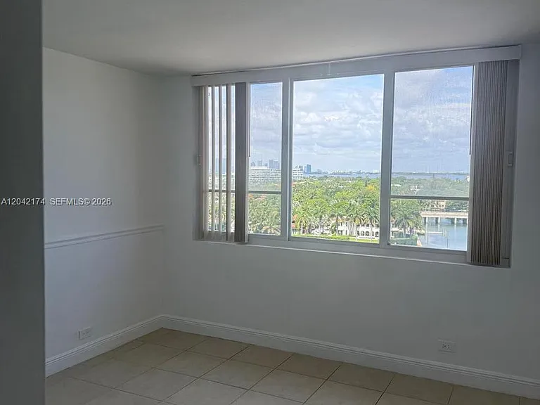 5005 Collins Ave #1104 — Photo 7
