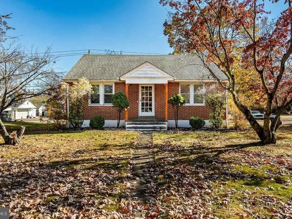 2059 Bergey Rd, Hatfield, PA 19440