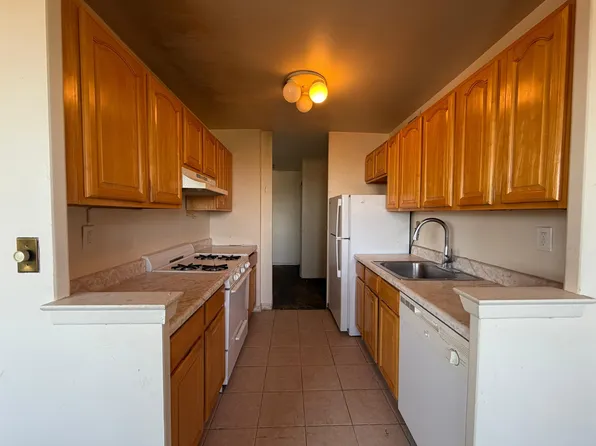1225 Kennedy Boulevard image 1 of 11