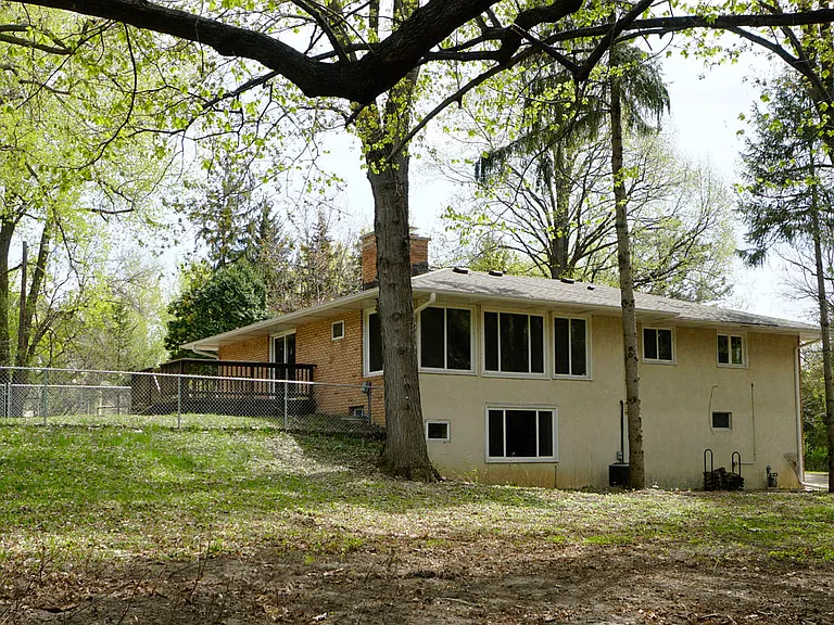 2101 Wuthering Heights Rd — Photo 24
