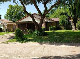1704 Sierra Dr, Baytown, TX 77521