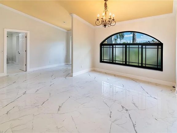 5th image of 8898 Bracken Way