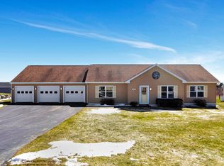 12 Fieldstone Dr, Waterville, ME 04901