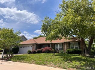 4844 Greenburg Dr, Saint Peters, MO 63304