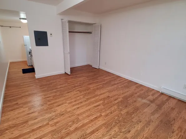 4704 22nd Ave NE #5, Seattle, WA 98105