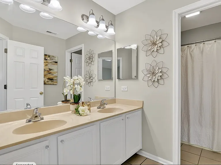 1258 S Candlestick Way — Photo 23