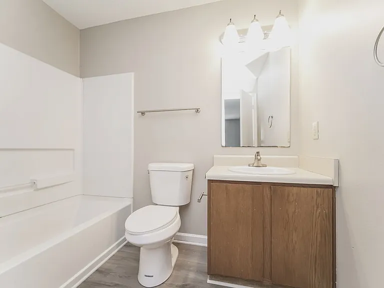 7054 Sycamore Grove Ct — Photo 16