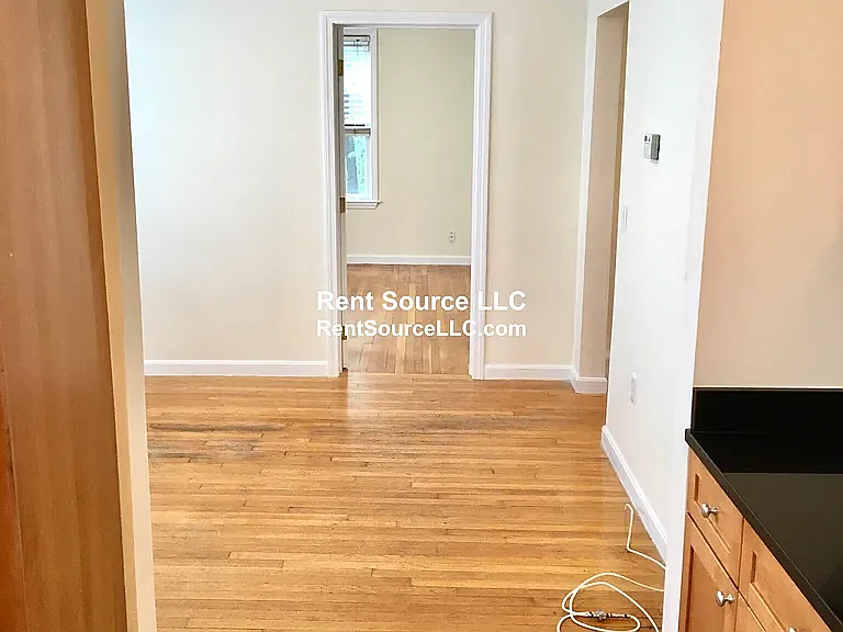 22 Dartmouth St #1 — Photo 17