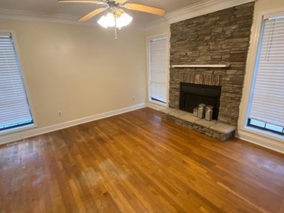 5th image of 1112 Boone Ln