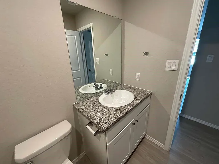 3234 Carducci Dr — Photo 15
