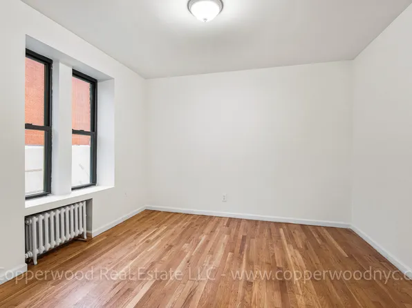 402 East 78th Street image 5 of 9