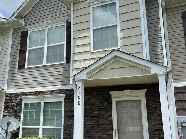 2108 Winding Oak Dr, Opelika, AL 36804