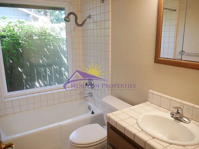 5319 Markwood Ln — Photo 13