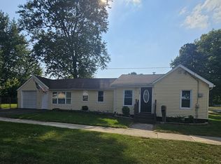 900 Charles St, Aurora, IL 60506