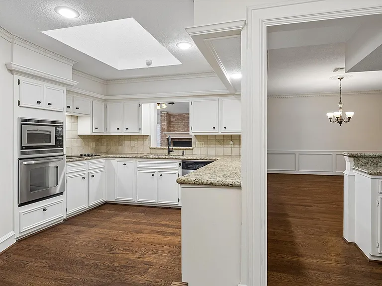 6511 Pauma Dr — Photo 12