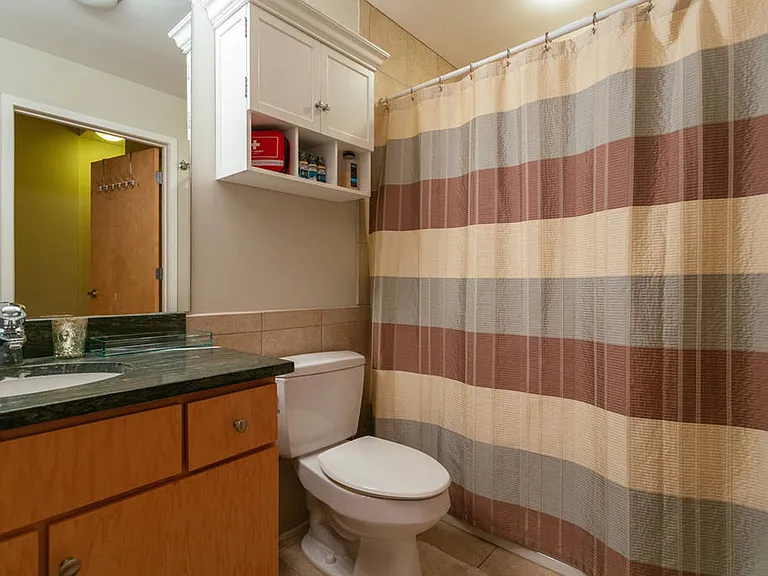 630 N Franklin St #504 — Photo 9