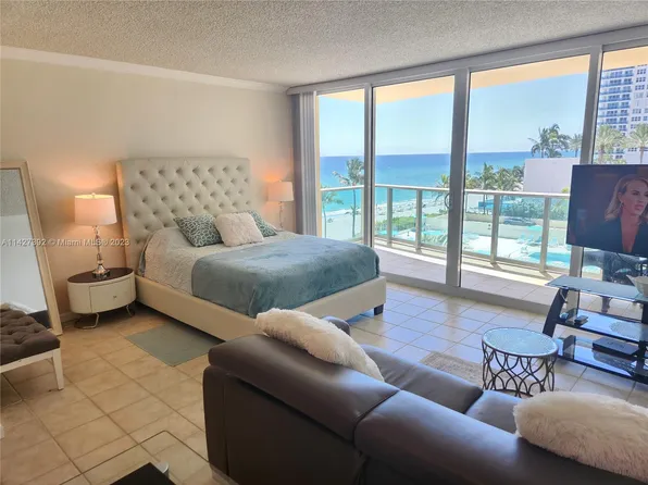 2501 S Ocean Dr, Hollywood, FL