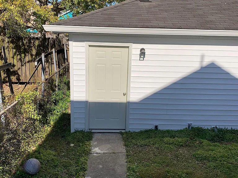 4029 Dhemecourt St — Photo 11