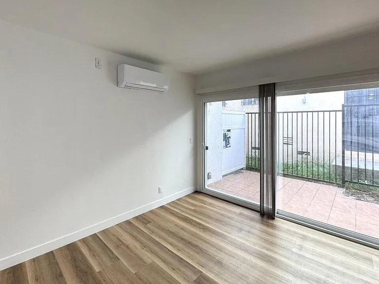 3630 Midvale Ave #1 — Photo 39