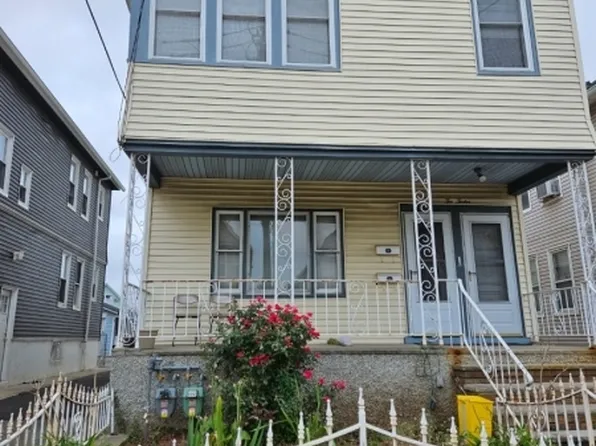 212 Loomis St, Elizabeth City, NJ 07206