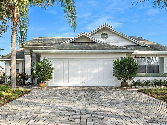 2nd image of 4986 Harbor Woods Dr